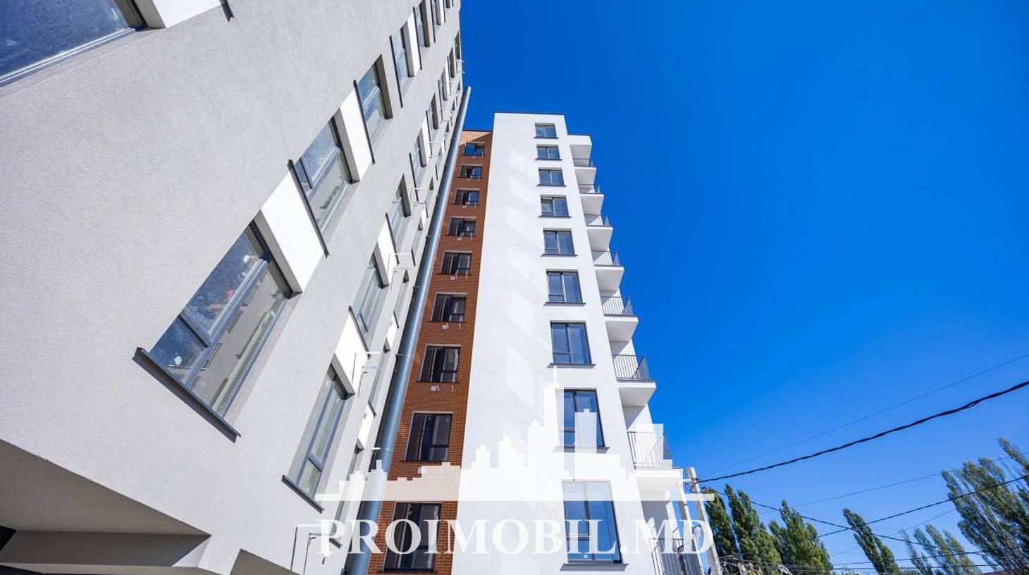 https://images.proimobil.md/9rNAYdtKVSOug6c2ww-mbueaaDg9a8v3lM78u-RcJt4/watermark:0.75:so:0:30:0.39/resize:fill:1460:816:1/gravity:ce/bG9jYWw6Ly8vZXN0YXRlL2xyLzYxZmNhYjI1LTFiZDMtNDg3NS1iMjY1LWZlOGIwNWZmYzYwMS5qcGVn