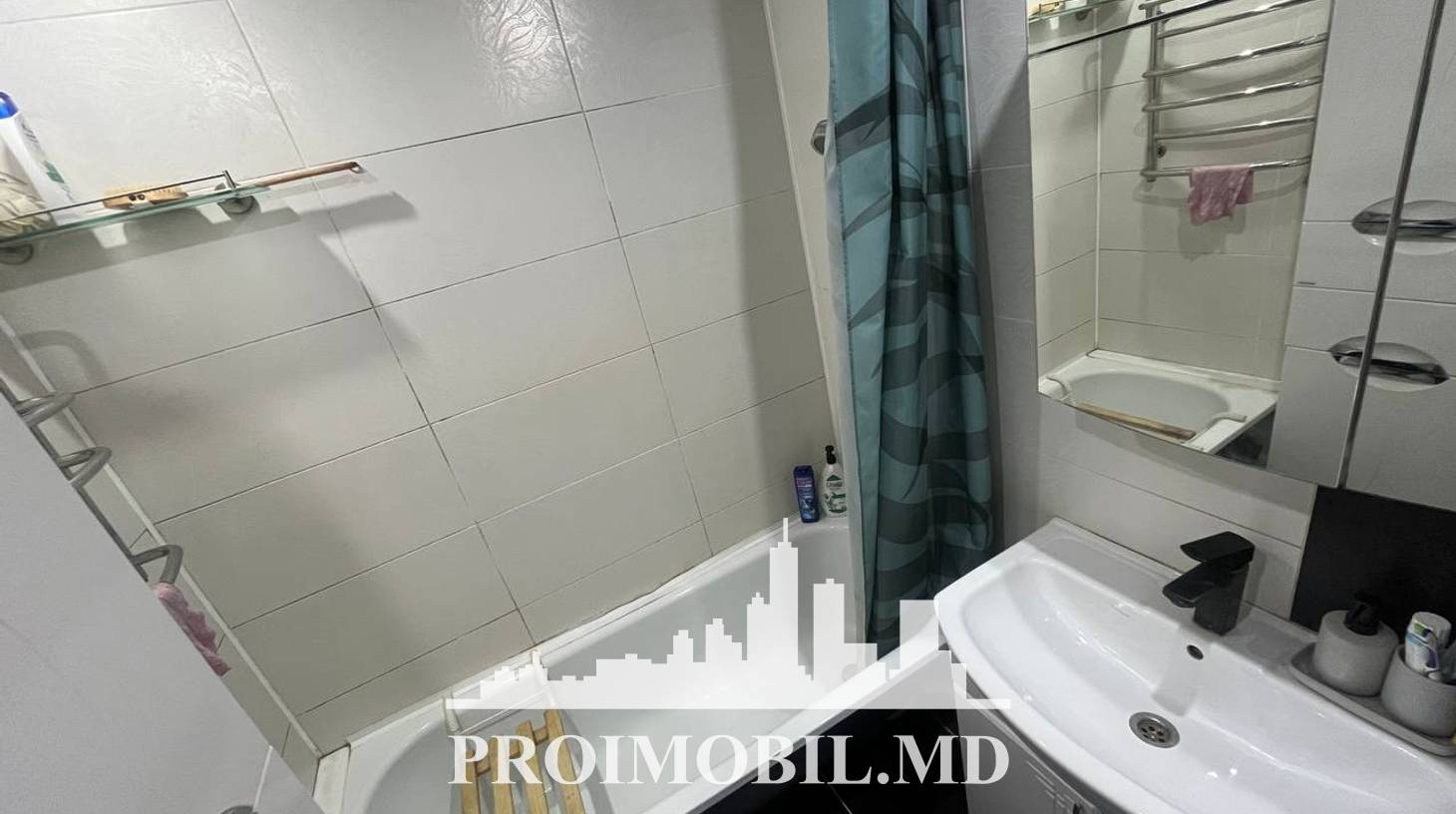 https://images.proimobil.md/9rO730Pfi8jagmjq6wIPIh5WPCu7yfK1CByKTAueJAM/watermark:0.75:so:0:30:0.39/resize:fill:1460:816:1/gravity:ce/bG9jYWw6Ly8vZXN0YXRlL2xyLzM4NWI0MDY1LTIzNDYtNGIxMS1hYzJmLWI4M2E3ZTY4OThhNS5qcGVn