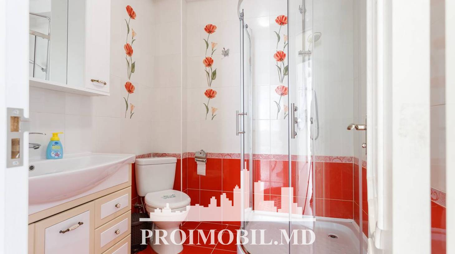 https://images.proimobil.md/9uyhK82MLqjf_z4K3Atn3HW_kqlttq400WSWwzANEs8/watermark:0.75:so:0:30:0.39/resize:fill:1460:816:1/gravity:ce/bG9jYWw6Ly8vZXN0YXRlL2xyLzMyMGYxNGMxLWJlMTUtNDQyMi05MmEwLTAzZTVmNDE2YzVkZC5qcGVn