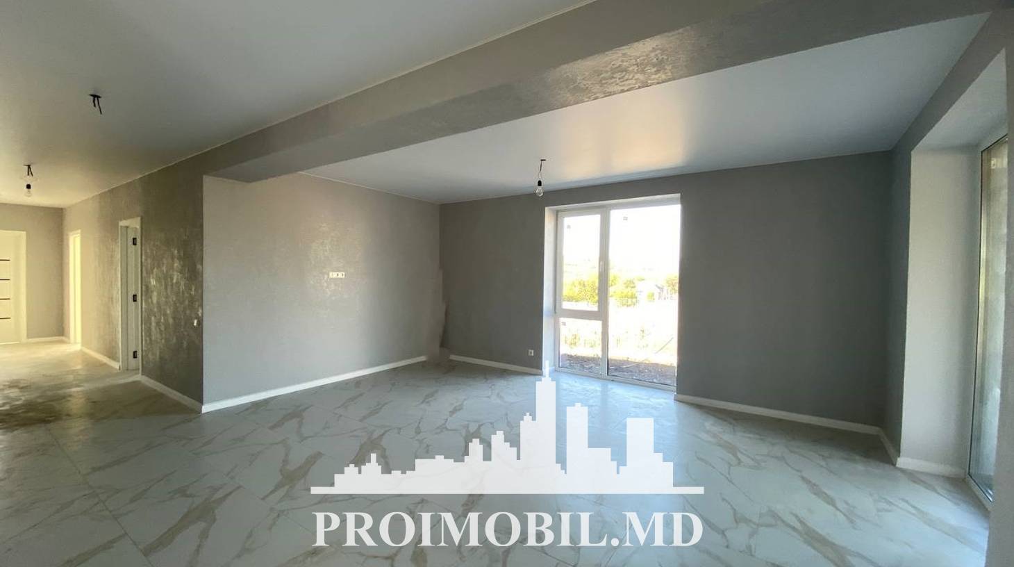 https://images.proimobil.md/9ySZi5O-NhQMFgbkgdgQ5VRvr4YNXVh4VsnN5Y9z3-E/watermark:0.75:so:0:30:0.39/resize:fill:1460:816:1/gravity:ce/bG9jYWw6Ly8vZXN0YXRlL2xyL2IzOTBlNWJlLTA1NjAtNGY2NC04MzRlLWNmMDY3OTcwYTM4Mi5qcGVn