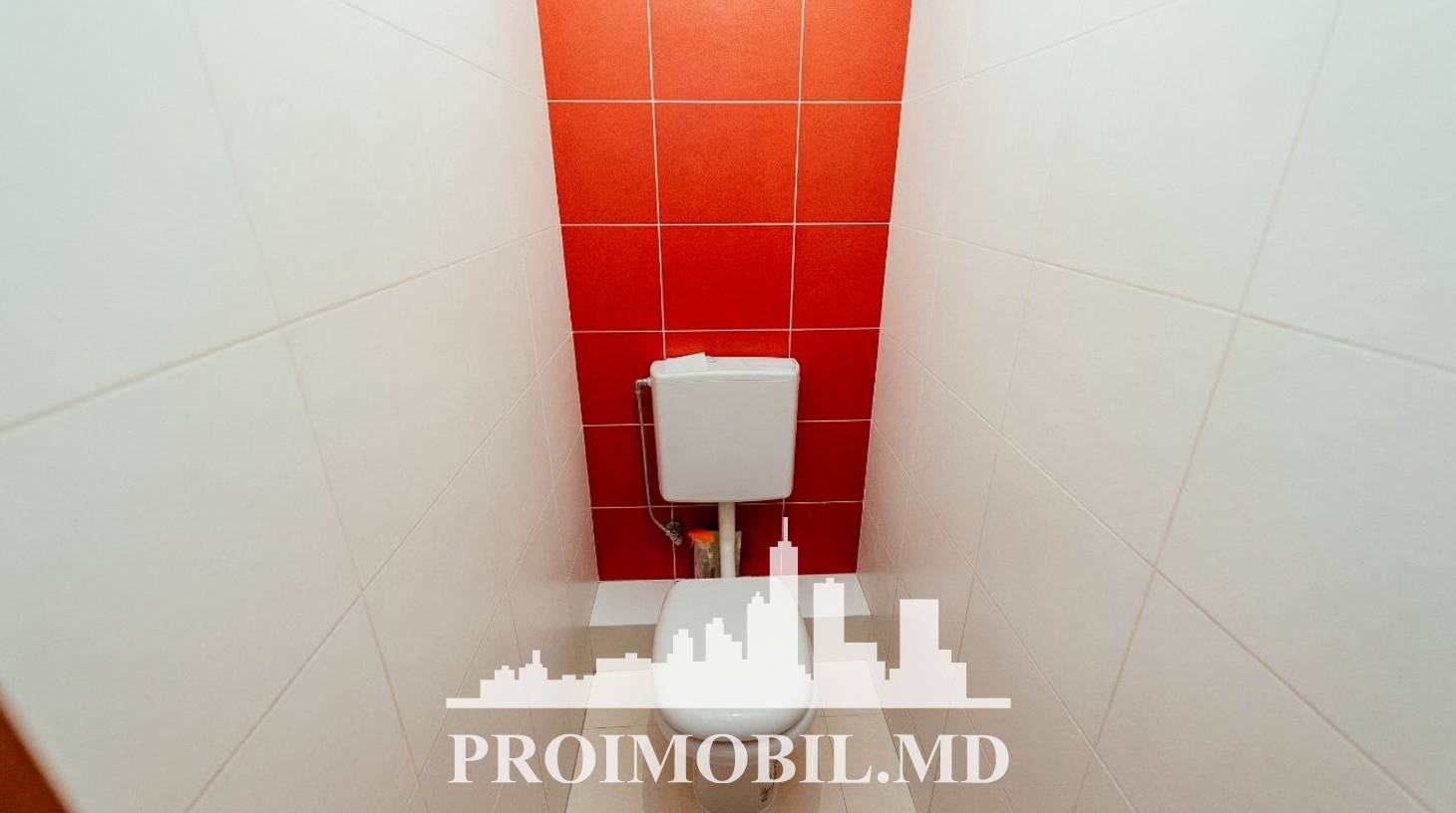 https://images.proimobil.md/A227jFtZs8Bu7hFTRxxgr-9PQhO-VMN87zjQKeeXttU/watermark:0.75:so:0:30:0.39/resize:fill:1460:816:1/gravity:ce/bG9jYWw6Ly8vZXN0YXRlL2xyLzBiZGI5NjQ5LWEwMjEtNDQ0ZS05MjJiLWJlZTQzYjUxNGZiZC5qcGVn
