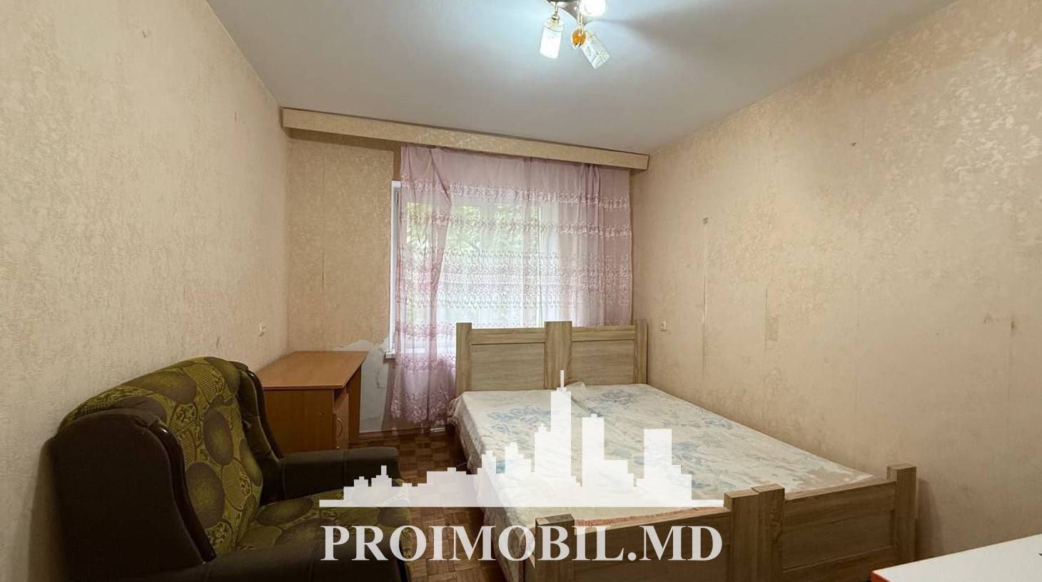 https://images.proimobil.md/A6s-D10xHXMXxtCvH1uPjJ3RdzimqoQwSlO4_0OuO9I/watermark:0.75:so:0:30:0.39/resize:fill:1460:816:1/gravity:ce/bG9jYWw6Ly8vZXN0YXRlL2xyL2RjMmM1NDE1LWYzZTktNDg5My1iZGJlLTBjZWMwMjU1MjVhMS5qcGVn