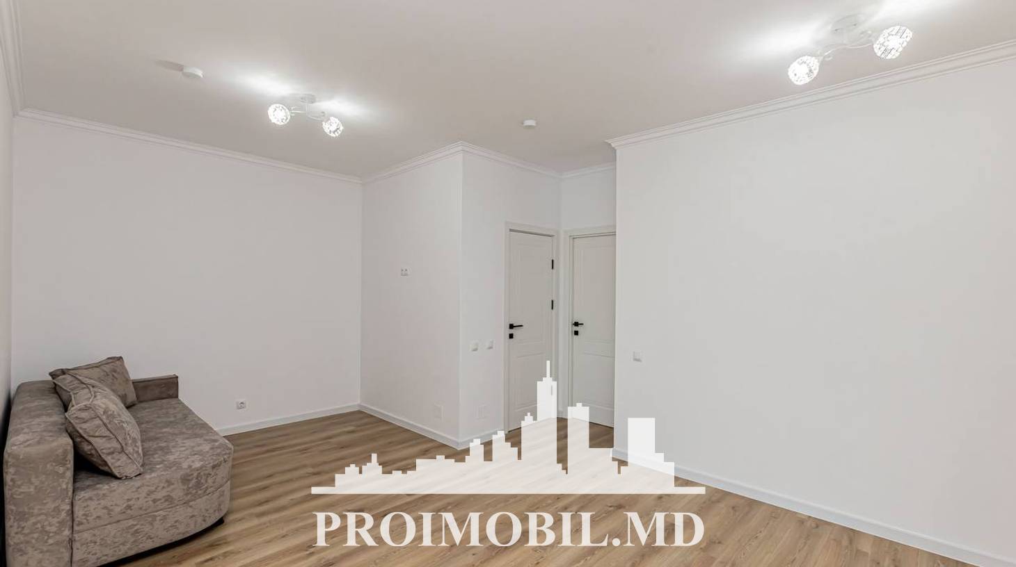 https://images.proimobil.md/A8A7S7i2IiG-rSRzx1qKZao8ltCiFuljz7zB9Xx3ZQ4/watermark:0.75:so:0:30:0.39/resize:fill:1460:816:1/gravity:ce/bG9jYWw6Ly8vZXN0YXRlL2xyLzczOWVjYmY1LWJkNjUtNGViMy04OTEzLTk1NDU4YWM4YmMwZS5qcGVn