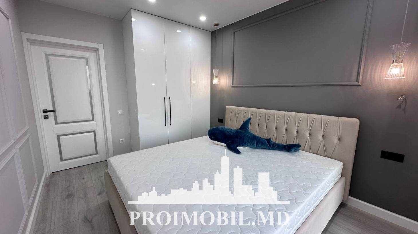https://images.proimobil.md/A8F9loS4HA-TTr95yX6EgHOLI_oJe7FpGiCSXNl1pes/watermark:0.75:so:0:30:0.39/resize:fill:1460:816:1/gravity:ce/bG9jYWw6Ly8vZXN0YXRlL2xyL2E4NzBlODc5LWI2NDEtNGY5MS1iMTNlLWE5OTlmM2JjYzMyZC5qcGVn