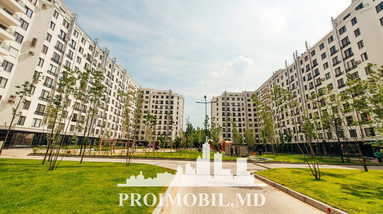 https://images.proimobil.md/AEPUbKpwUazpX0yipJmPVPhO0UDM22rg96yEqu4FCwM/watermark:0.75:so:0:30:0.39/resize:fill:1460:816:1/gravity:ce/bG9jYWw6Ly8vZXN0YXRlL2xyLzRiMTY4NmFmLWM5MzUtNDc3ZC1iYzk1LWUzOTkyMTgyMDVmMC5qcGVn