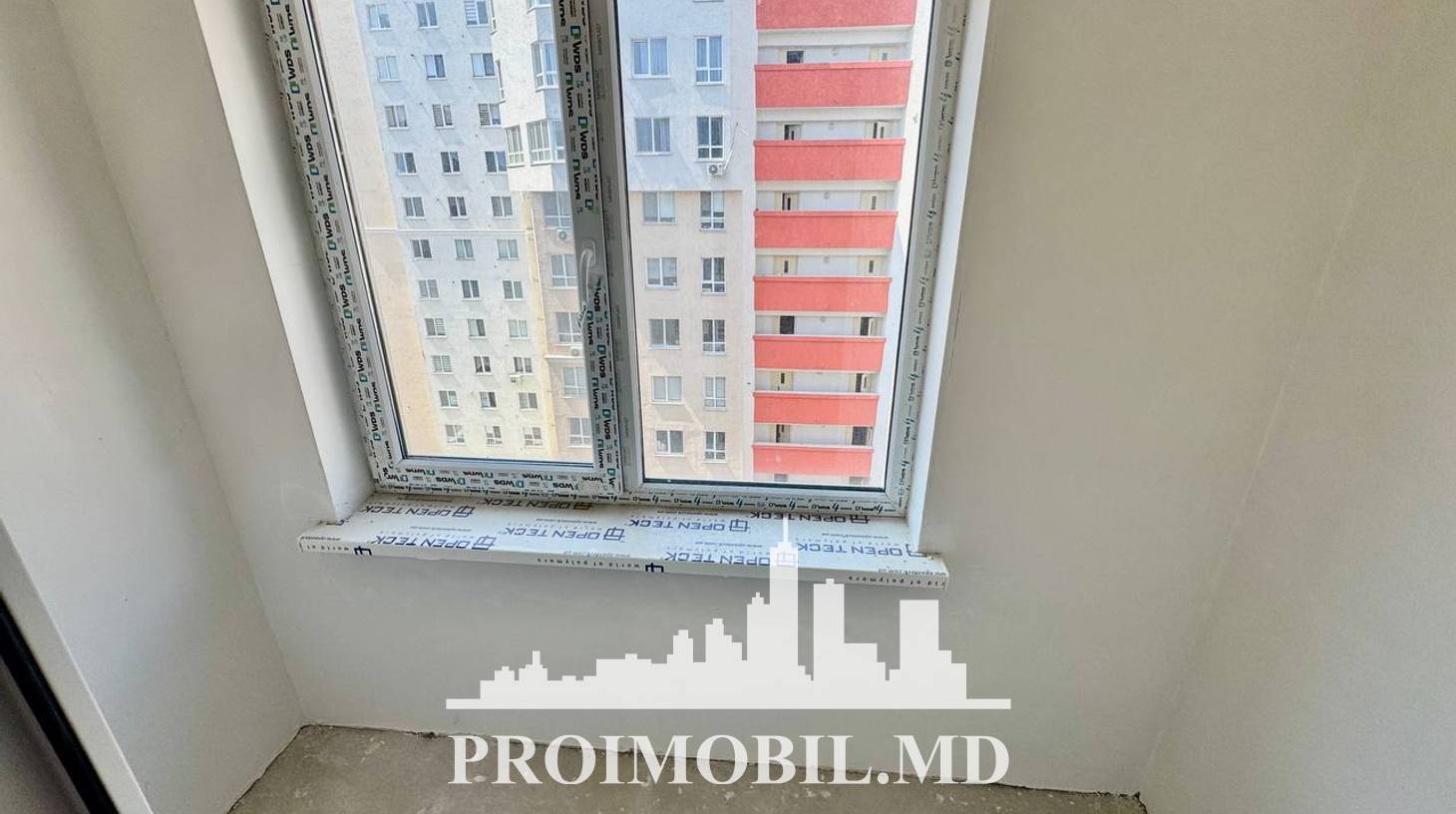 https://images.proimobil.md/AL6o7GO-uY6RSMTtF2rRDHKcxU85lX-aNoLHjqFXHhU/watermark:0.75:so:0:30:0.39/resize:fill:1460:816:1/gravity:ce/bG9jYWw6Ly8vZXN0YXRlL2xyLzU3NmM1ODhlLWU2OTgtNGQ4ZC1hYTQwLWY4OGZjYjM0ZDI0NS5qcGVn