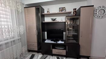 https://images.proimobil.md/AMB9mzvQMoaGZfsGv5M9ozWNIfuIeqOJp50FAxfZPcs/resize:fill:350:198:1/gravity:ce/bG9jYWw6Ly8vZXN0YXRlL2xyL2Q5MThjNmMxLWQzNjctNDUxZi04MmM3LTlhMTYwODU2NzRmMC5qcGVn