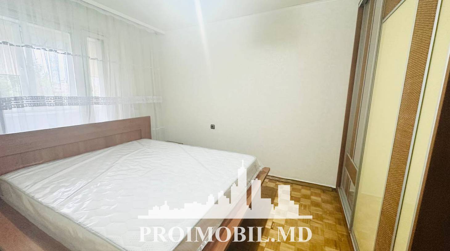 https://images.proimobil.md/AORQ5e-BhOFikrtfFXi98BQq72ps2h1auL0ijk4eDhw/watermark:0.75:so:0:30:0.39/resize:fill:1460:816:1/gravity:ce/bG9jYWw6Ly8vZXN0YXRlL2xyL2YwZDNkNWM0LWYwODktNGU4ZC04ZDcyLTg3YjIwZDE3ZGRjZS5qcGVn