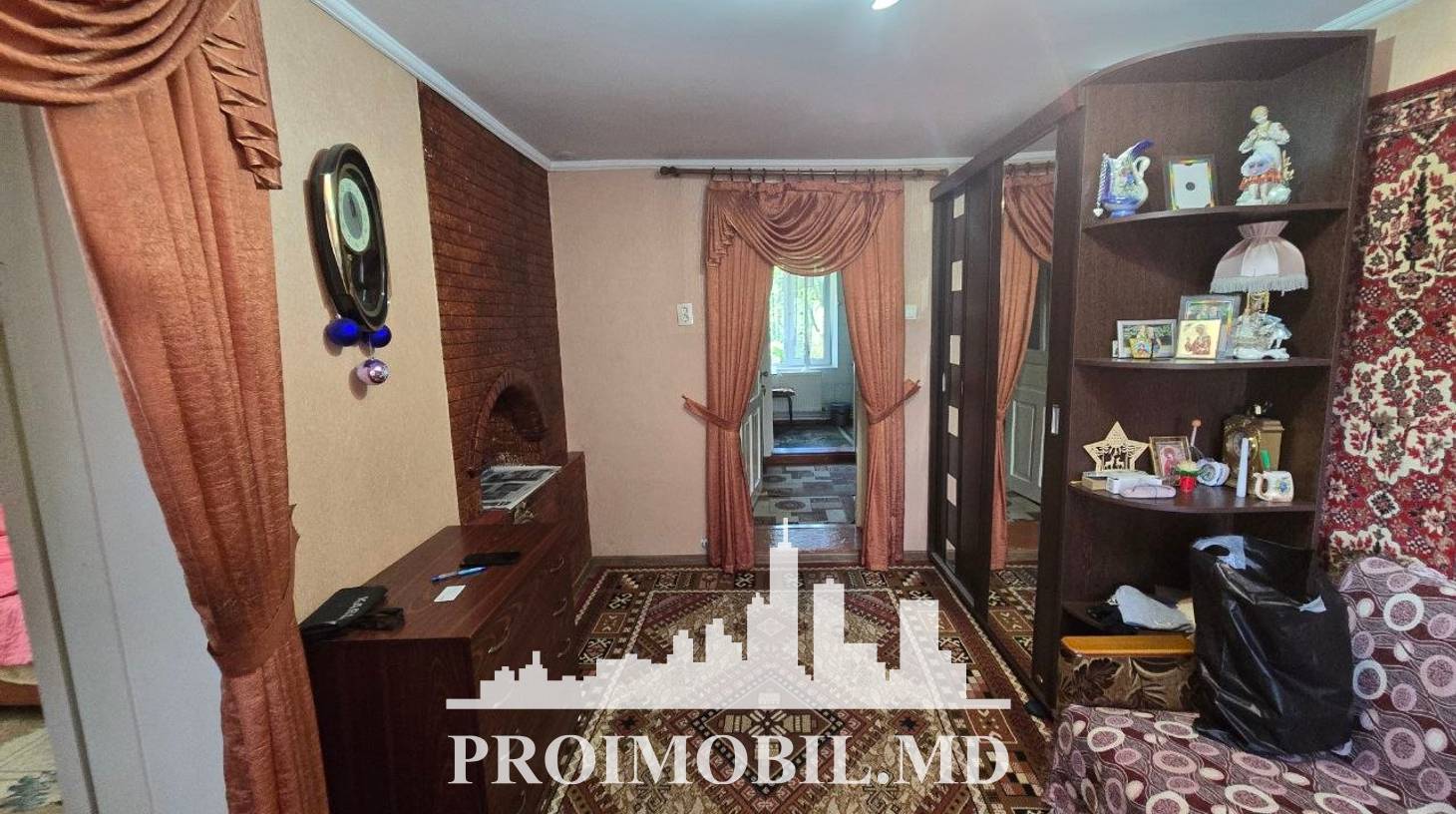 https://images.proimobil.md/AR8Rw3LXel2uFoCuDNwBlTCErOe2B2GqC9IhIx2zY2E/watermark:0.75:so:0:30:0.39/resize:fill:1460:816:1/gravity:ce/bG9jYWw6Ly8vZXN0YXRlL2xyLzliNTY1N2FkLTAwMjktNGQxNy1iZmQyLTVkYTBkZWZjZGNjZi5qcGVn