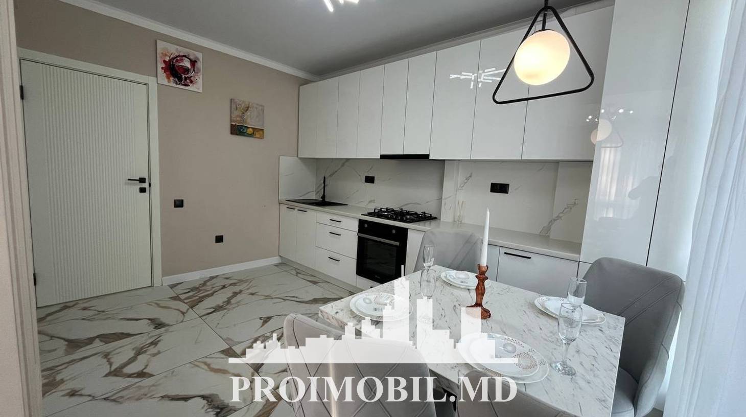 https://images.proimobil.md/AS2VI3K9_7eoWyUeKCIcFy6Hqkyhkkg_e7awFAm8e9E/watermark:0.75:so:0:30:0.39/resize:fill:1460:816:1/gravity:ce/bG9jYWw6Ly8vZXN0YXRlL2xyLzI5MDhkYTU5LWZmN2EtNDVhMC05ODA4LWM5MjZjOWQzN2IzYi5qcGVn