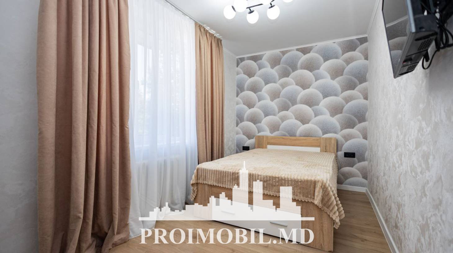 https://images.proimobil.md/AXcGOD_hxHhLitaHTtzJy466EBeXrlcsXNchpI2QnSk/watermark:0.75:so:0:30:0.39/resize:fill:1460:816:1/gravity:ce/bG9jYWw6Ly8vZXN0YXRlL2xyLzMyNzVjMzFmLWIwYjAtNDc5NS1hMzBlLTc2ZjdiMjk4YjNmNC5qcGVn