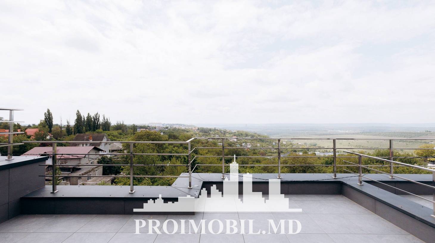 https://images.proimobil.md/AZoANQh92C1-F4q__Iit44dVmfM-jrgVvP1Li4qqijc/watermark:0.75:so:0:30:0.39/resize:fill:1460:816:1/gravity:ce/bG9jYWw6Ly8vZXN0YXRlL2xyL2UyYmIwZjE4LTM3YWUtNDlhZi1iYjViLWE3ZmJmNWQyNTA5ZC5qcGVn