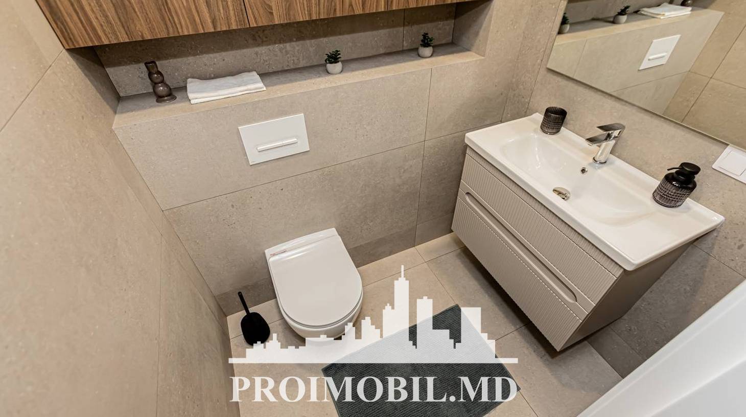 https://images.proimobil.md/A_sBk1r9Bv8j7gDFzksm_9kcaYq4Y5OxG-DRHEe0mhE/watermark:0.75:so:0:30:0.39/resize:fill:1460:816:1/gravity:ce/bG9jYWw6Ly8vZXN0YXRlL2xyLzMxMzQxYjcyLWRlNzQtNGJjNi05MWYxLWU2ODUzMDVkNjg5MC5qcGVn