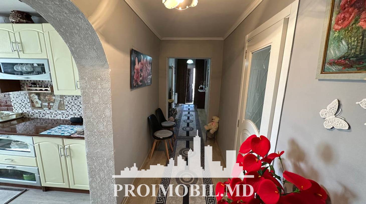https://images.proimobil.md/AbBdZiPj1bRz_4KaOyWnw2ezjl2b96NrpHkIyNYcBu0/watermark:0.75:so:0:30:0.39/resize:fill:1460:816:1/gravity:ce/bG9jYWw6Ly8vZXN0YXRlL2xyLzgxZmFlN2ZlLTI2ZTctNGMxOC1iNmVkLTNjNTExMzY5ZjQwNy5qcGVn