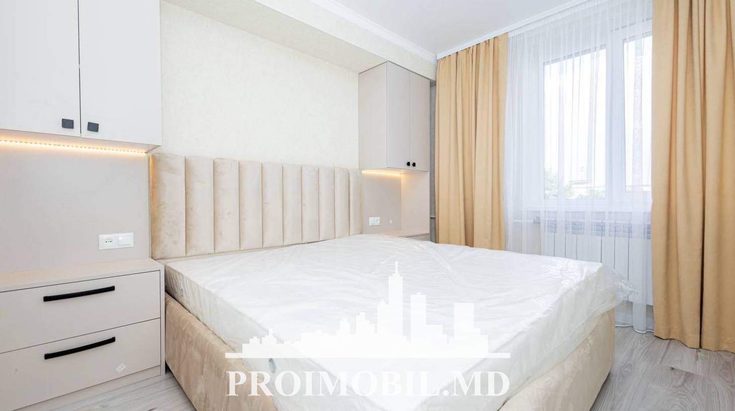 https://images.proimobil.md/AbR-0ntvC_UH61eVEpfozjpqlsybtX633Ja7kJgiwV8/watermark:0.75:so:0:30:0.39/resize:fill:1460:816:1/gravity:ce/bG9jYWw6Ly8vZXN0YXRlL2xyLzFjNzVkMTllLTYxZjUtNGNjYy04MzkyLWZkNzcyNTY3ZTZkOS5qcGVn