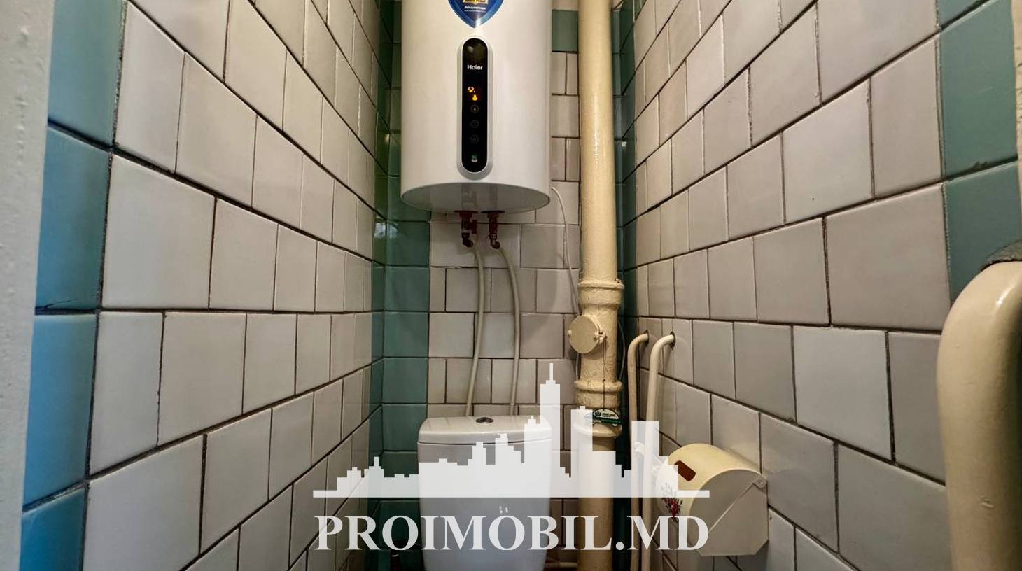 https://images.proimobil.md/AdWF6SmtOHYSXLi3o4P7DkAbfDT-8DfBJj0T4G2mbQ8/watermark:0.75:so:0:30:0.39/resize:fill:1460:816:1/gravity:ce/bG9jYWw6Ly8vZXN0YXRlL2xyLzE0YzllNWYwLTZlODAtNDY1ZC1iNGYzLTAyMWE5N2Q3MDMyYy5qcGVn