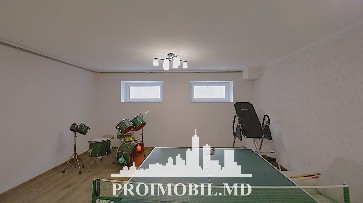 https://images.proimobil.md/AdugJ_oCP-hBEGAacLB10eovmuOuQ_cIFX_uEEiTenM/watermark:0.75:so:0:30:0.39/resize:fill:1460:816:1/gravity:ce/bG9jYWw6Ly8vZXN0YXRlL2xyL2I4ODRmY2U0LWMzNWEtNDZmOC1hNWNjLWU3M2MwNzJiYmMyOS5qcGVn