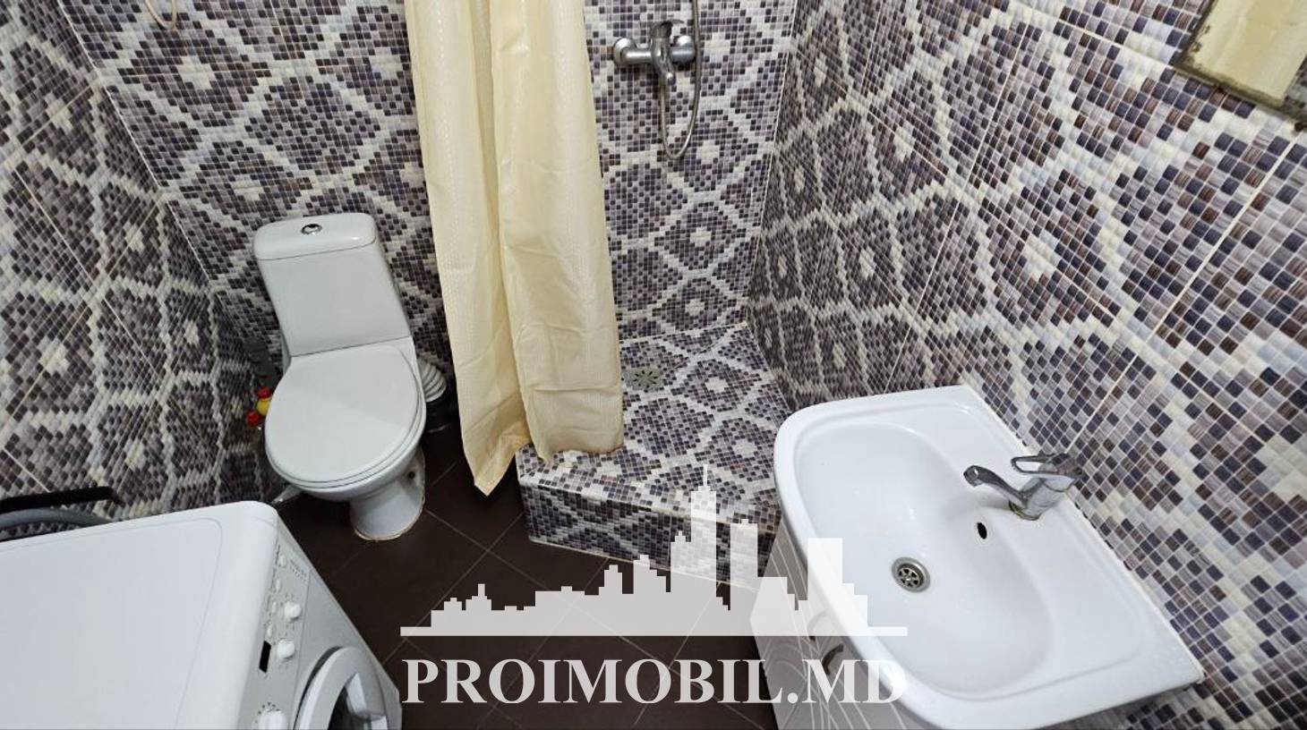 https://images.proimobil.md/AepcWoEwRb4dFIEgqlek9jEaqX-a9q0L5__HaRuC1u0/watermark:0.75:so:0:30:0.39/resize:fill:1460:816:1/gravity:ce/bG9jYWw6Ly8vZXN0YXRlL2xyLzA0NmNjZGQ3LWUyMjYtNDJmYi1iZDc3LWU2NmNhYTg3MmEyNy5qcGVn