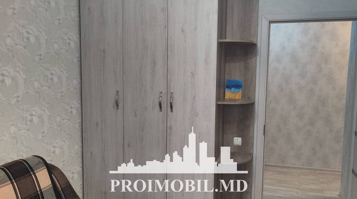 https://images.proimobil.md/Ah7Gk5yyD-A1pvhlQUCWq6bKD3PnD84hqKrUWDDihLU/watermark:0.75:so:0:30:0.39/resize:fill:1460:816:1/gravity:ce/bG9jYWw6Ly8vZXN0YXRlL2xyL2YwMjI3ZTJlLTdhM2YtNDY5Zi05NDg5LTkzNTdhMDMzMTcwYS5qcGVn