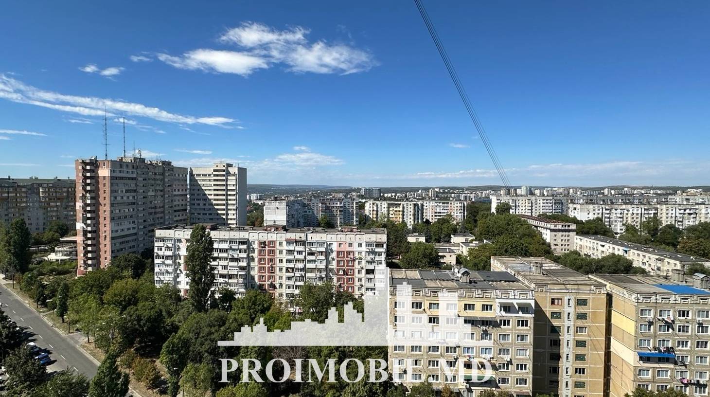 https://images.proimobil.md/AlNmgJZuuqQ1H3ExYOBWn92NYE4Cqst7HB0UIVhL0N8/watermark:0.75:so:0:30:0.39/resize:fill:1460:816:1/gravity:ce/bG9jYWw6Ly8vZXN0YXRlL2xyL2Y1ZWE1ZmRjLTVmYzMtNGZiYi04MzgxLTcwNTFiNzk5MDhmMC5qcGVn