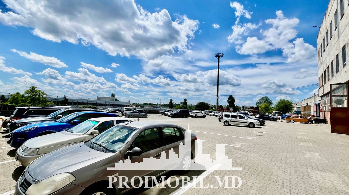 https://images.proimobil.md/Aly6yKVs-rQMTQ4-nfAxtOyVg97HsbTI7eUlhwnsX7U/watermark:0.75:so:0:30:0.39/resize:fill:1460:816:1/gravity:ce/bG9jYWw6Ly8vZXN0YXRlL2xyLzE4MjBhOTRhLTVjNjQtNGU2ZS05YjNkLTY0Y2RjODkxNDI1NS5qcGVn