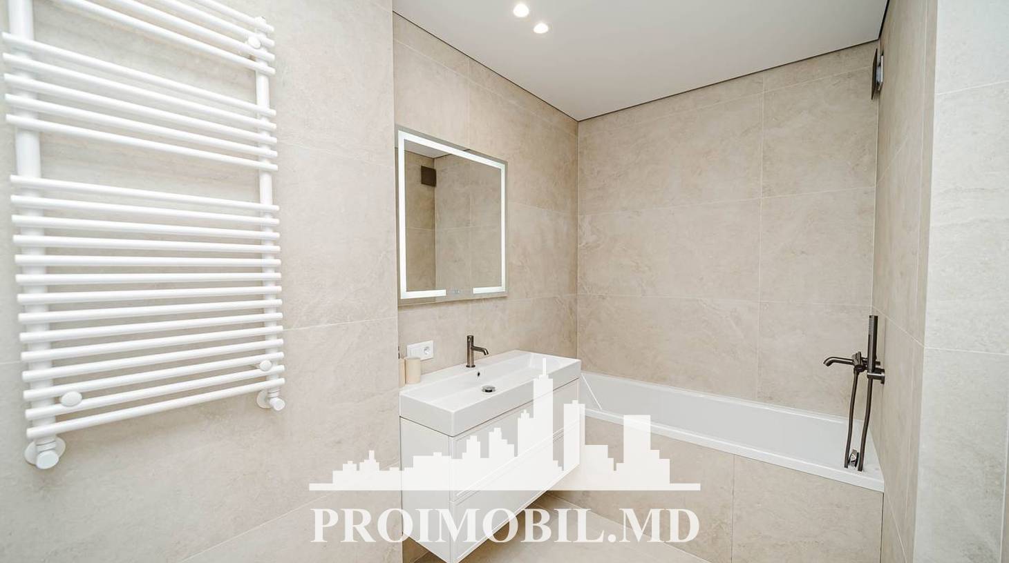 https://images.proimobil.md/Am4I_UxOkvODac630oRwnOysHzS1DXK15MY2ZLMOZOc/watermark:0.75:so:0:30:0.39/resize:fill:1460:816:1/gravity:ce/bG9jYWw6Ly8vZXN0YXRlL2xyL2U3NDNlZjg1LWIxNjgtNDVmZC05Njg0LTY2YTM0YzZjMmNmYS5qcGVn