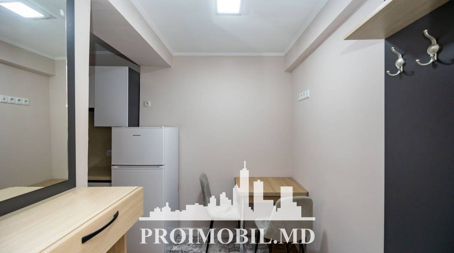 https://images.proimobil.md/AqwK4CITIgO5JUMii75NnXNEl_szktn1xKjlzQ1rno0/watermark:0.75:so:0:30:0.39/resize:fill:1460:816:1/gravity:ce/bG9jYWw6Ly8vZXN0YXRlL2xyLzViOWI1ZDdhLWRhOGMtNGFmMC1hNTgwLWI4YjM1NWM1M2NkYy5qcGVn