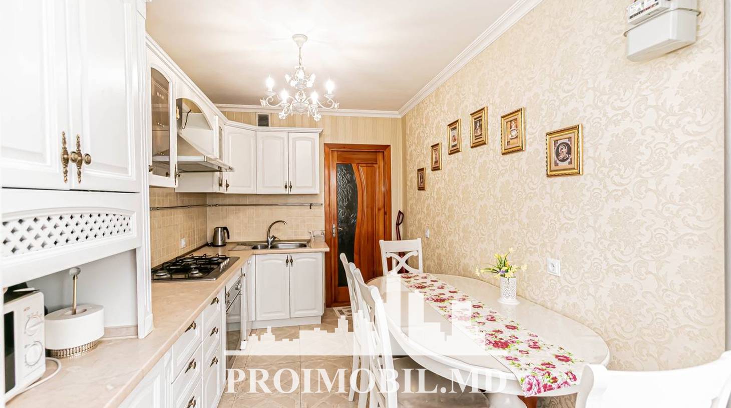 https://images.proimobil.md/At2Sm-lnc8n-PPVILQbz69JIZpy0PAlVLIK5g7ocZSM/watermark:0.75:so:0:30:0.39/resize:fill:1460:816:1/gravity:ce/bG9jYWw6Ly8vZXN0YXRlL2xyLzY3MzhlMWExLTlkOGQtNGYyNy1hYTUzLWVkZTA3ZDk2MDRmNC5qcGVn