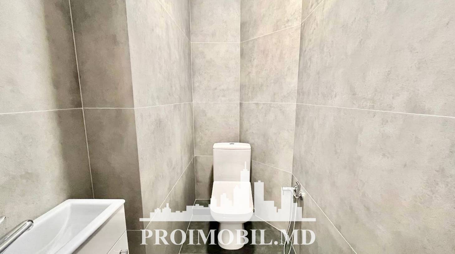 https://images.proimobil.md/AtuVGhjdDl37fBWR_T8c9k7JRuf6avhkWdBF7A2woBo/watermark:0.75:so:0:30:0.39/resize:fill:1460:816:1/gravity:ce/bG9jYWw6Ly8vZXN0YXRlL2xyL2QxNmI1NTcxLTdkNzUtNDUyYi1iMGIwLWU2ODZkZTA4MTIzZS5qcGVn