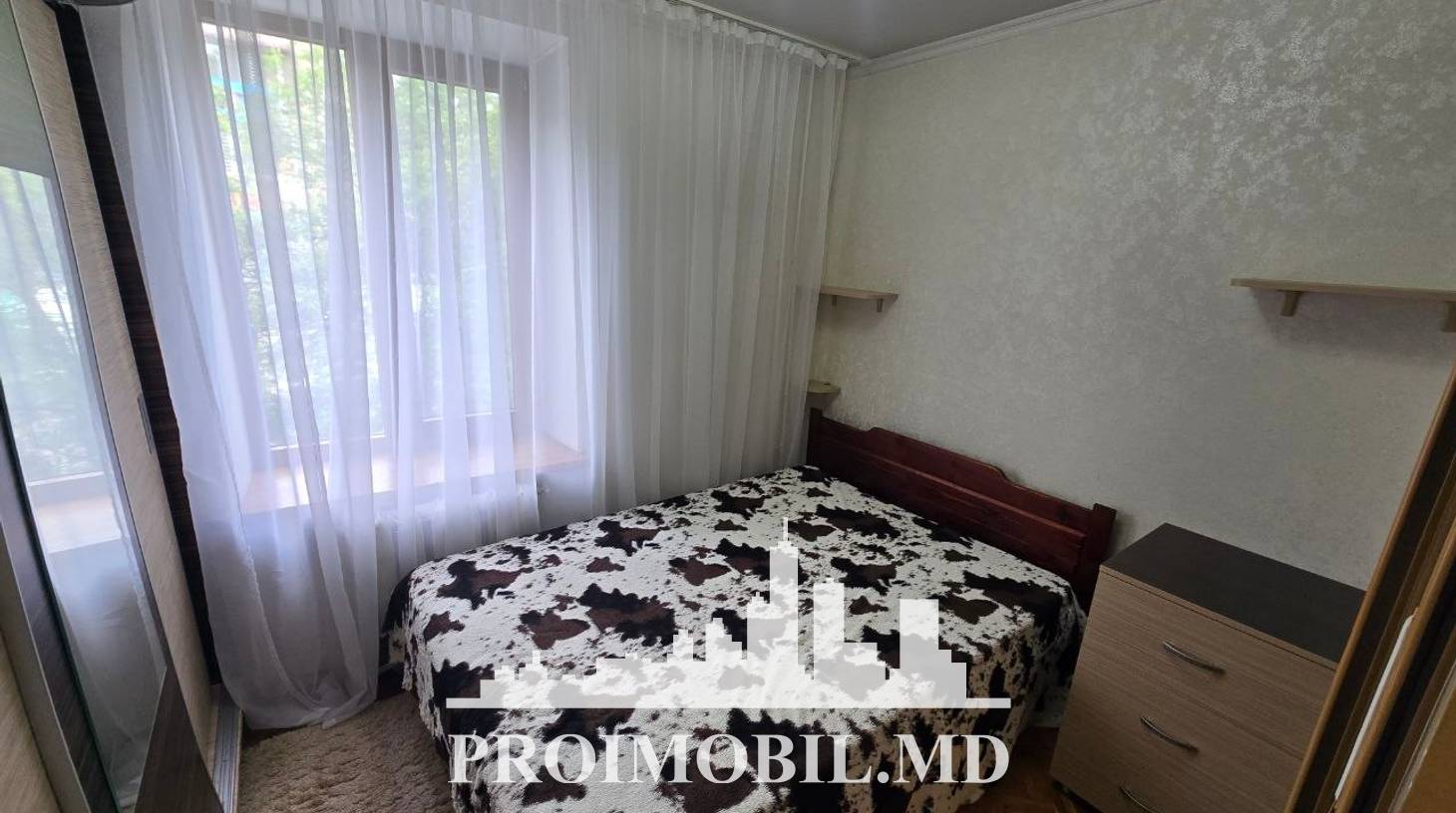 https://images.proimobil.md/AutQgzBM8zXUfsw3XdN8N8Fs72STDhzZRgwdC3a8My4/watermark:0.75:so:0:30:0.39/resize:fill:1460:816:1/gravity:ce/bG9jYWw6Ly8vZXN0YXRlL2xyLzQ5ZTk1MDIxLWIzMDQtNDdjOS1hMTVjLTc0YzI5NTE1ODM5ZS5qcGVn