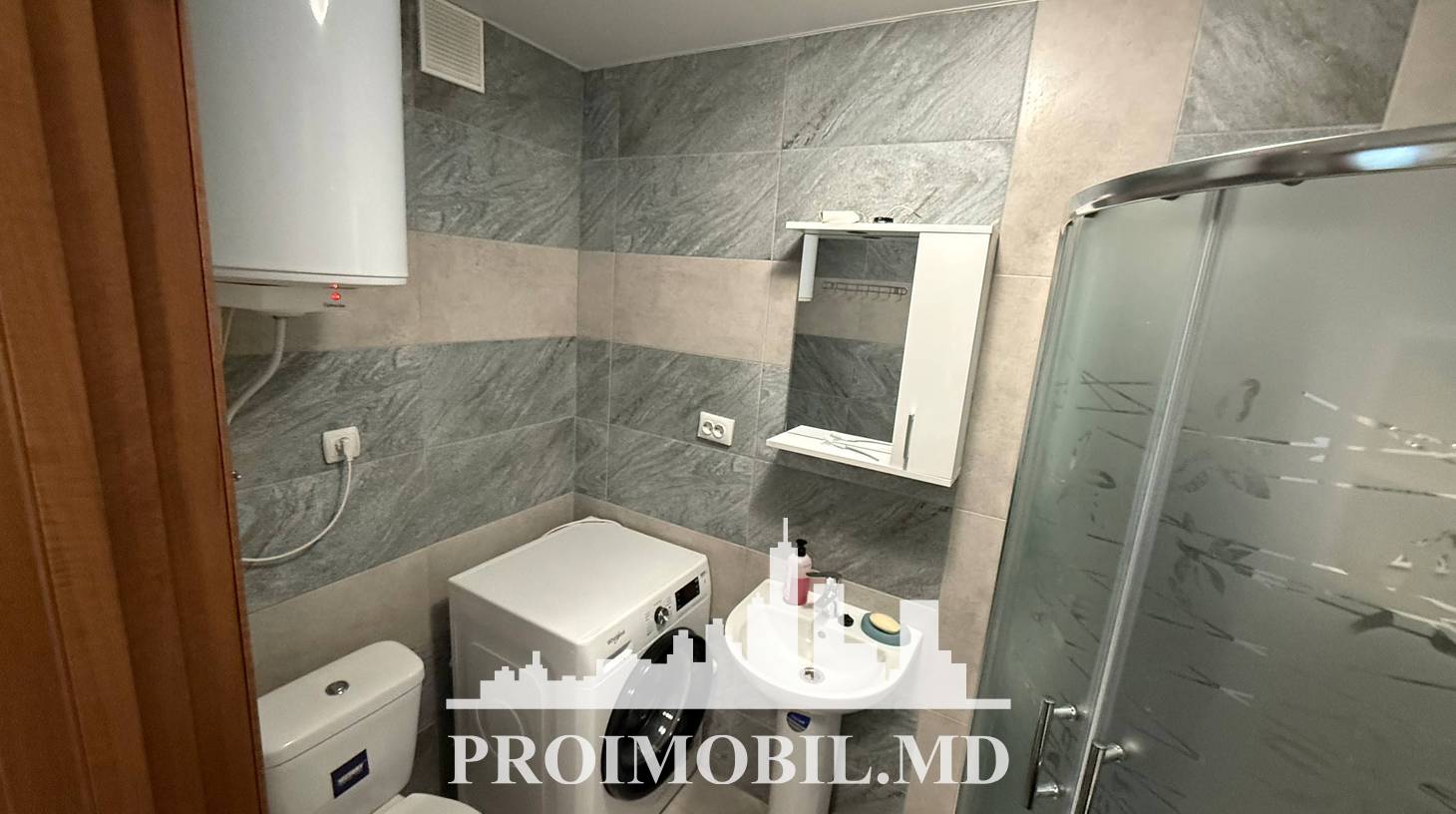 https://images.proimobil.md/AvMD0gp1IunxWPDZKM7_QvLT6mIuKrruXYLuGRlUO90/watermark:0.75:so:0:30:0.39/resize:fill:1460:816:1/gravity:ce/bG9jYWw6Ly8vZXN0YXRlL2xyL2ZkZTAyYzUzLWRhOTctNDgxYy04MzFhLWRmMjllMTNjYzFmMC5qcGVn