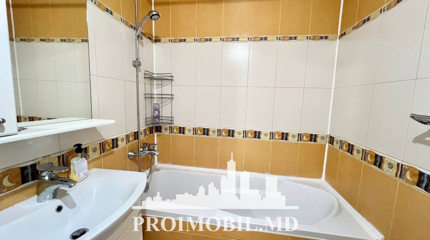 https://images.proimobil.md/Avlih_ublHDEfJ856osxelQ2r67OdRoOSUerw3o4zSQ/watermark:0.75:so:0:30:0.39/resize:fill:1460:816:1/gravity:ce/bG9jYWw6Ly8vZXN0YXRlL2xyLzY0NDZjZDg2LTgwYTUtNGU2Yi1iOWZiLTRjOWUxZWUxMTE1YS5qcGVn