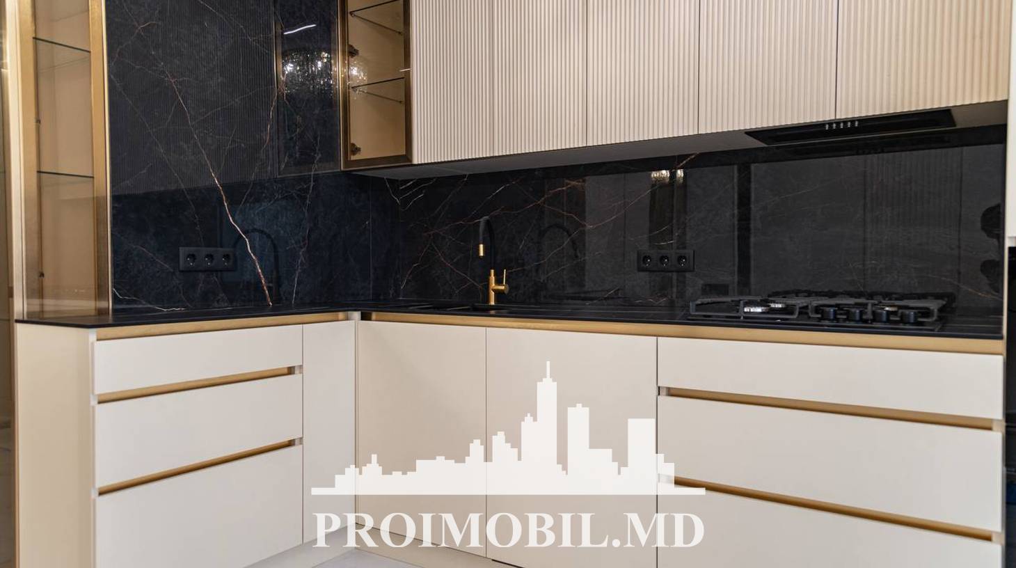 https://images.proimobil.md/AwKdvcgjPp6hFjdH--YTyjB8jon8m_4TizkngpF_5qQ/watermark:0.75:so:0:30:0.39/resize:fill:1460:816:1/gravity:ce/bG9jYWw6Ly8vZXN0YXRlL2xyL2Q3YzVmNGRkLTRkOGItNGE5Yi04YjNlLWZkOGRiYzg5OGI1MS5qcGVn