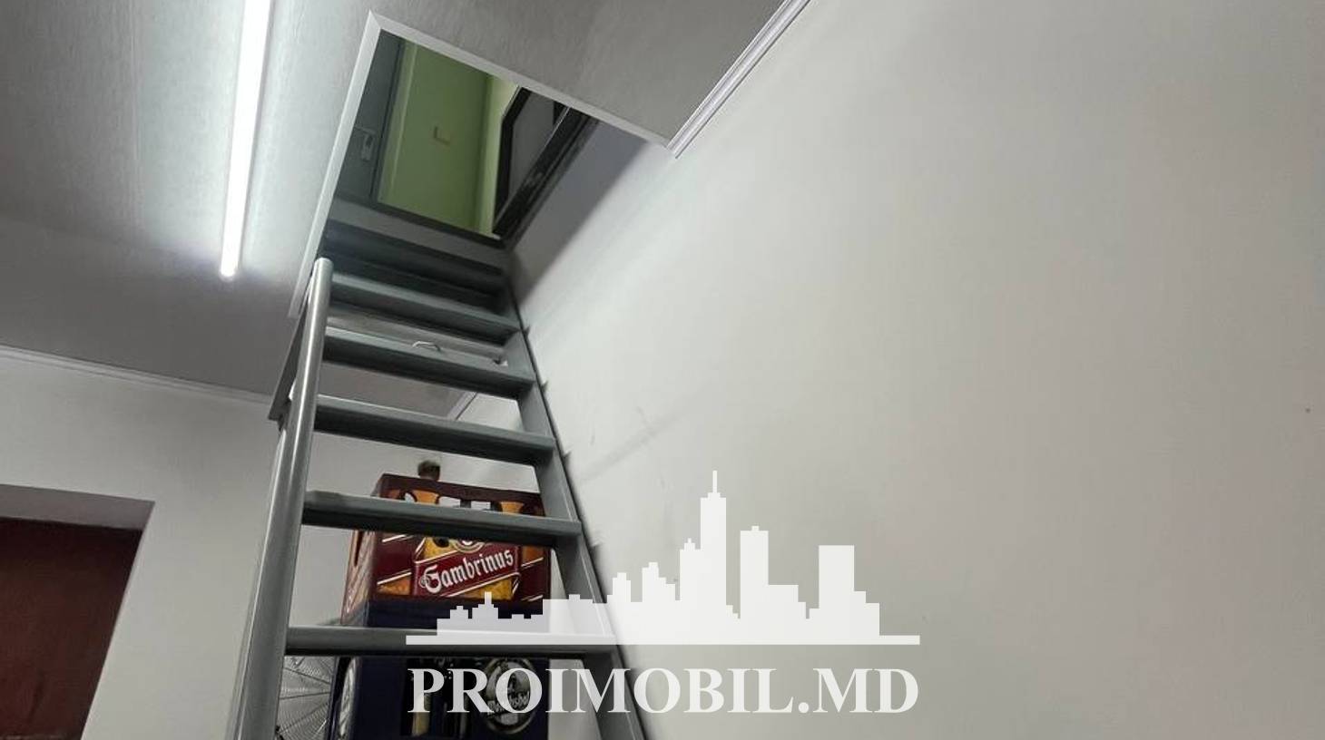 https://images.proimobil.md/B-Vi0I6jhiEcLN-vhdTy0FjCPY3aV56zw4BdC7vwWZQ/watermark:0.75:so:0:30:0.39/resize:fill:1460:816:1/gravity:ce/bG9jYWw6Ly8vZXN0YXRlL2xyL2QxNTFiMmRlLWQ3ZTctNGQ4My05OTczLWRiY2FkNWJmMTQxNy5qcGVn