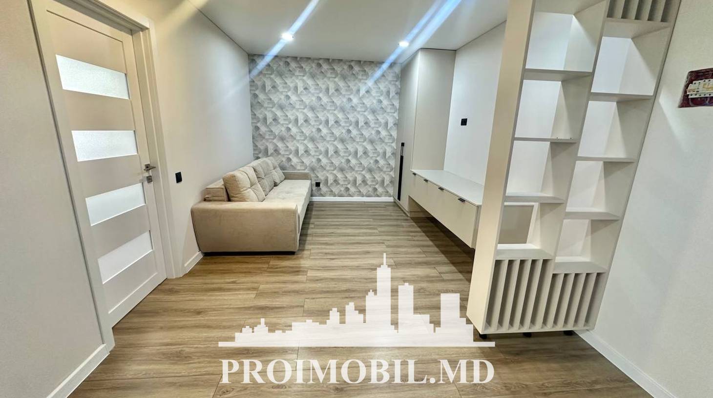 https://images.proimobil.md/B4rDj0qeW9fDjqiGVZ5S-mEZRAUx_Sau99Dl3kLrfIo/watermark:0.75:so:0:30:0.39/resize:fill:1460:816:1/gravity:ce/bG9jYWw6Ly8vZXN0YXRlL2xyLzZmZjZlNTY3LTUxYTctNGRmYy1hMzMyLTk4Nzg0NDg1MDJmNy5qcGVn