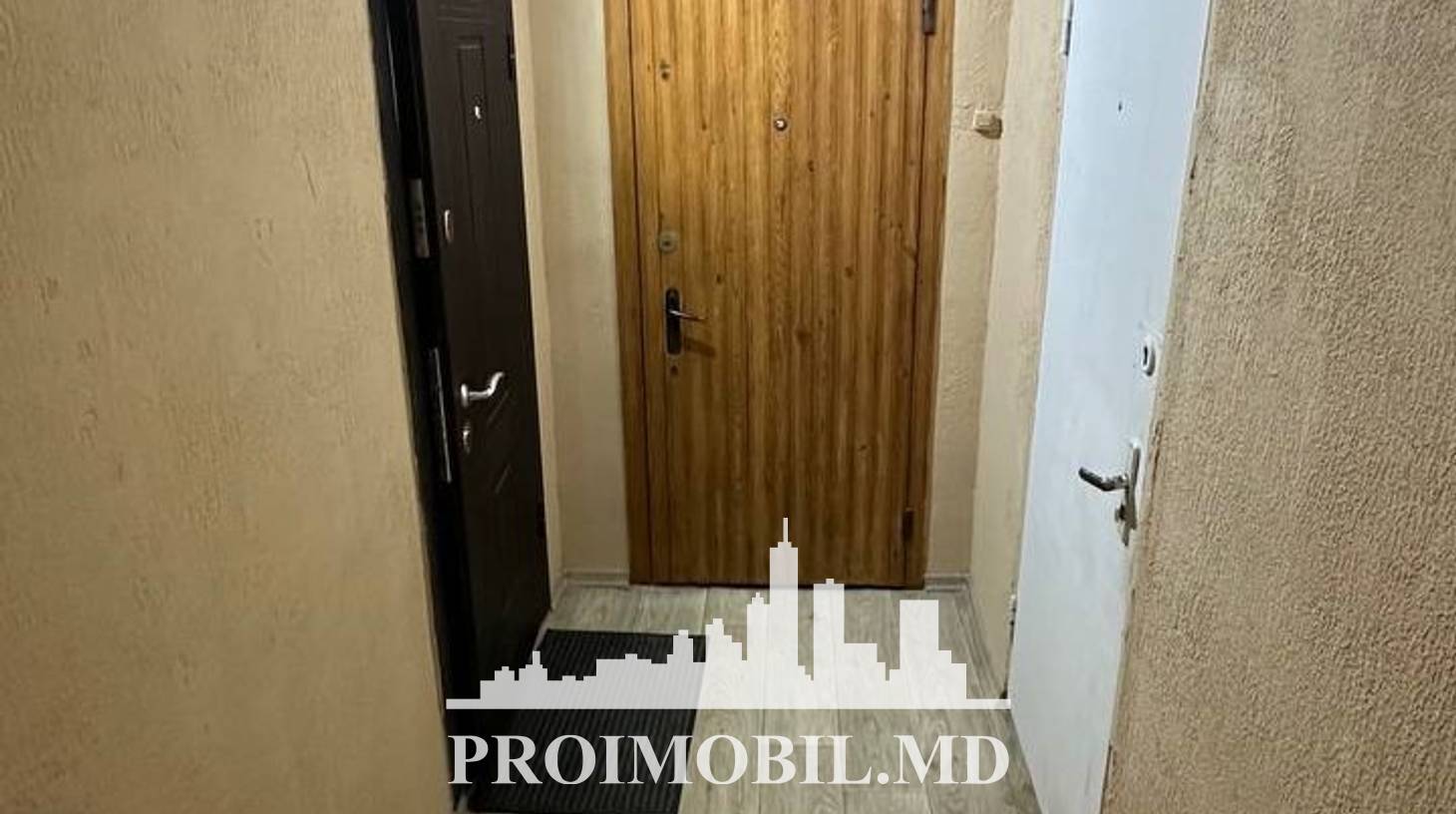 https://images.proimobil.md/B5Gze_MeIZDaRXolGC5WvtLbJnruEqKUD1vVeU684-Y/watermark:0.75:so:0:30:0.39/resize:fill:1460:816:1/gravity:ce/bG9jYWw6Ly8vZXN0YXRlL2xyLzRjZWNjNWNiLTRhNzctNDBkZi04MDdjLWIwNTk2YzJkNTFlYi5qcGVn
