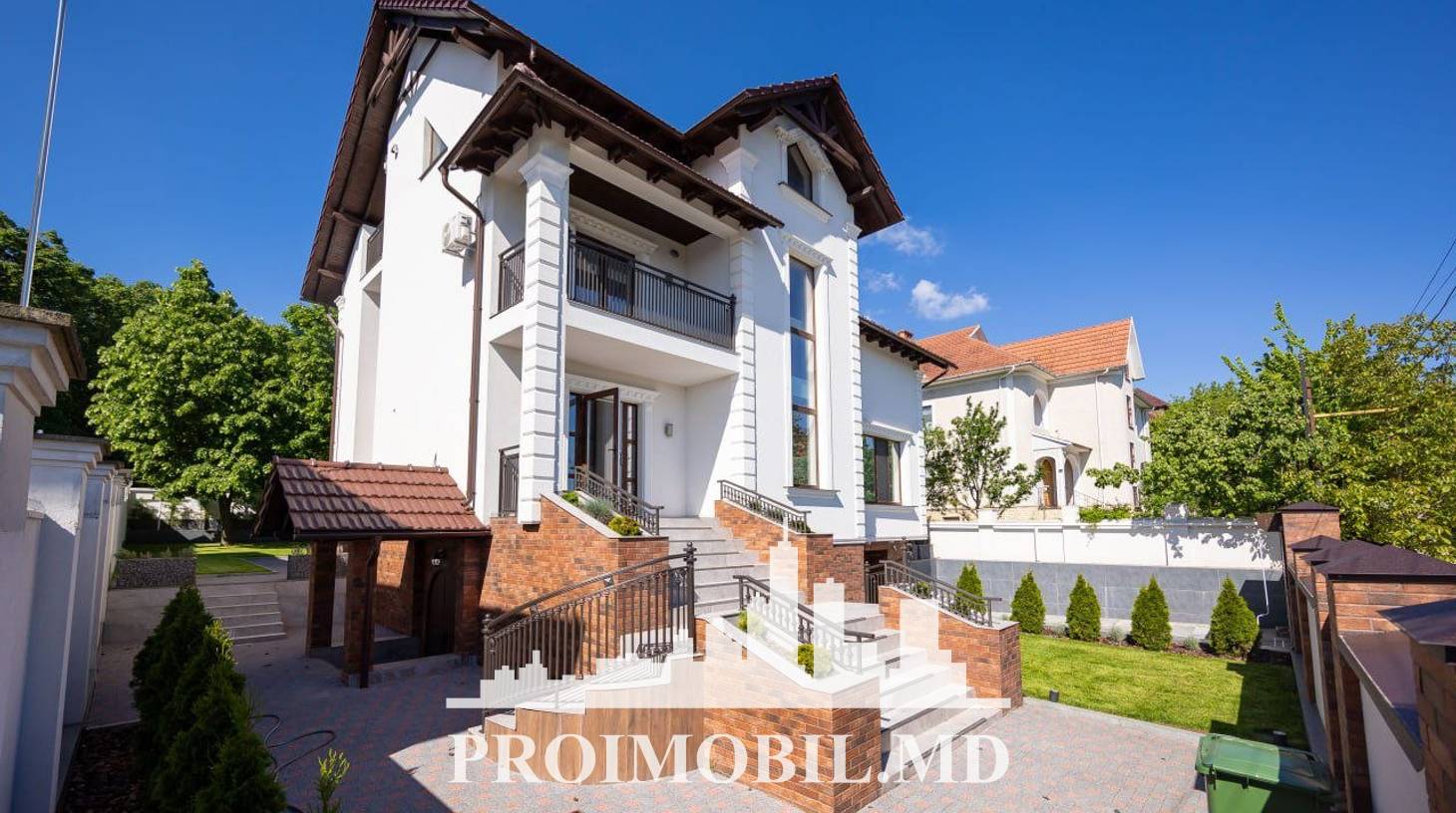https://images.proimobil.md/B7jT8vj6Tq0rblMspSE5vz__fs8JbqLrt0SQd0pUgsw/watermark:0.75:so:0:30:0.39/resize:fill:1460:816:1/gravity:ce/bG9jYWw6Ly8vZXN0YXRlL2xyL2M2YzM1YmNhLWI0YmMtNDE0Ni04ZGZlLTYzZmY5MzMyZWM5My5qcGVn