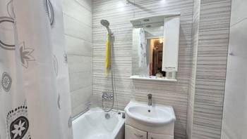https://images.proimobil.md/B8BPJ5QAJuZve3OFXKvG5jqimfwO34jYekuCDoAtFTU/resize:fill:350:198:1/gravity:ce/bG9jYWw6Ly8vZXN0YXRlL2xyL2FlYjk5OGU4LTZjMGMtNGNlYi1iM2I1LTAwOWFjNDZjZjgwNi5qcGVn