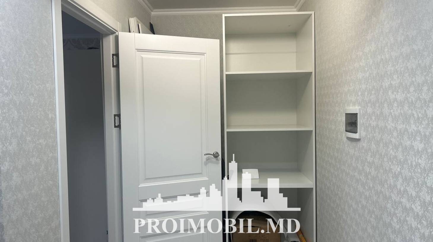 https://images.proimobil.md/B9cu0OjNQYkCGmGNCxP-AyPVVC-FpLTwNgJQk5On1jc/watermark:0.75:so:0:30:0.39/resize:fill:1460:816:1/gravity:ce/bG9jYWw6Ly8vZXN0YXRlL2xyLzRlYTRhNTMzLWRhMzMtNGRjYy04MTFmLTQ5NjE5ZTVlMzllNS5qcGVn