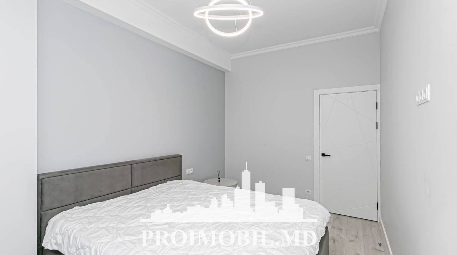 https://images.proimobil.md/BCV2xa6dc_cmicujjG2SUkZE_f7Tp4Hnjx7KLIIz7PI/watermark:0.75:so:0:30:0.39/resize:fill:1460:816:1/gravity:ce/bG9jYWw6Ly8vZXN0YXRlL2xyLzY1Mzc4ZmRhLWU4ODYtNDk2Zi1hMTI1LTg3YzBlYmRkMjFhYi5qcGVn