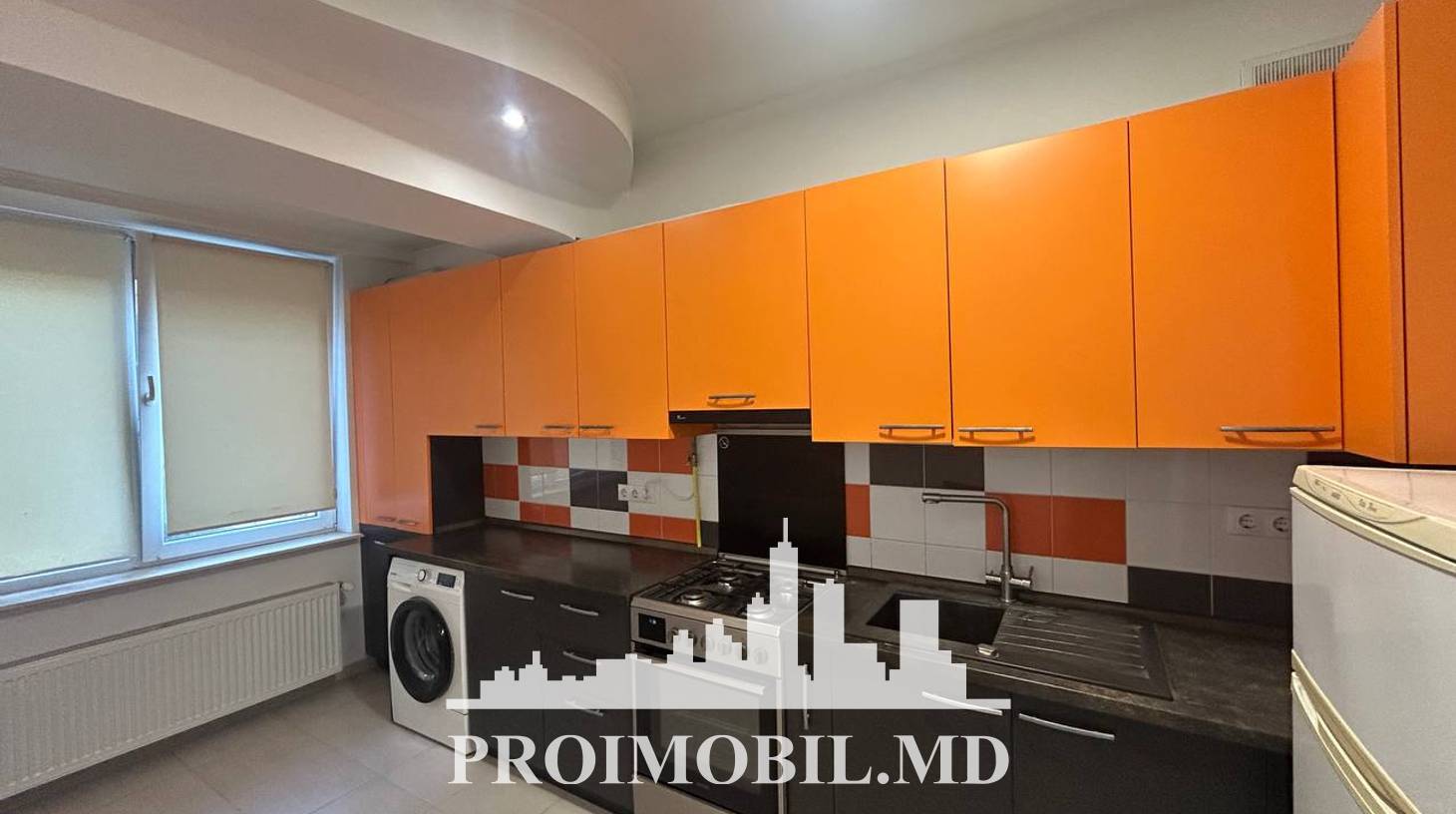 https://images.proimobil.md/BFRpCKLXhrAnE4llWAxGKp8siMy9yfgtnlK9p-T39U8/watermark:0.75:so:0:30:0.39/resize:fill:1460:816:1/gravity:ce/bG9jYWw6Ly8vZXN0YXRlL2xyLzdiYmU0NTY2LTg4NzQtNGJmMS04NzFjLWU2NjFiMDAxYWU3Mi5qcGVn
