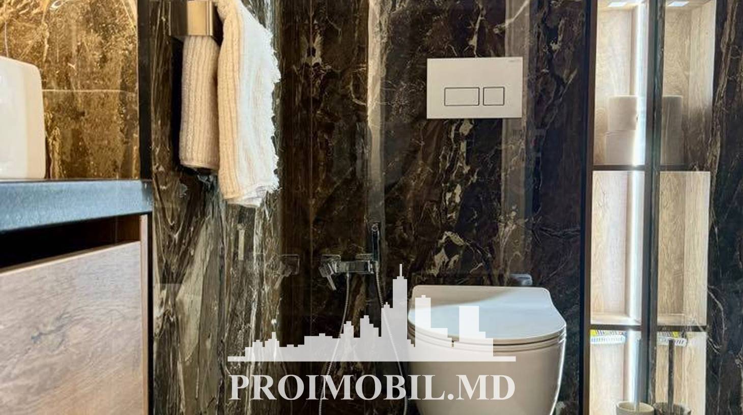 https://images.proimobil.md/BIMfYtMZJQhqbZk5YmlcdEXrmEvzv6JI0tdlvPCARyQ/watermark:0.75:so:0:30:0.39/resize:fill:1460:816:1/gravity:ce/bG9jYWw6Ly8vZXN0YXRlL2xyLzBiOWMwYzhhLWRjYjItNDU3NC05ZjcyLTM3ODcyMDc1MTFkYi5qcGVn