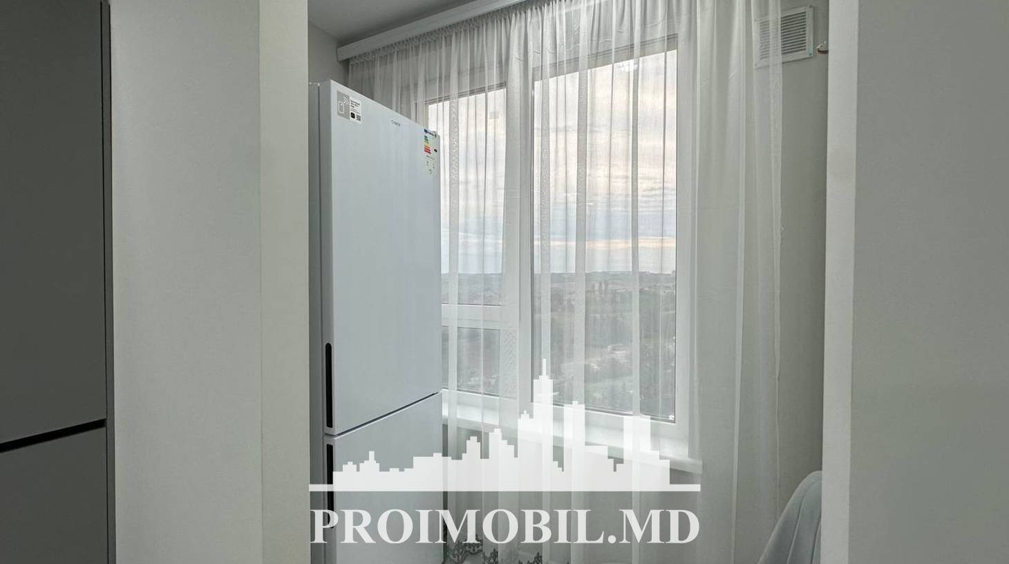 https://images.proimobil.md/BIacvTudWwyVDbJLrZs_eHm0qxVoOl_xM1-8-x6l_20/watermark:0.75:so:0:30:0.39/resize:fill:1460:816:1/gravity:ce/bG9jYWw6Ly8vZXN0YXRlL2xyLzNmY2EyM2VkLTkxNzYtNGVlNC1iZTk5LTE2NThiZGYyZjY1NS5qcGVn