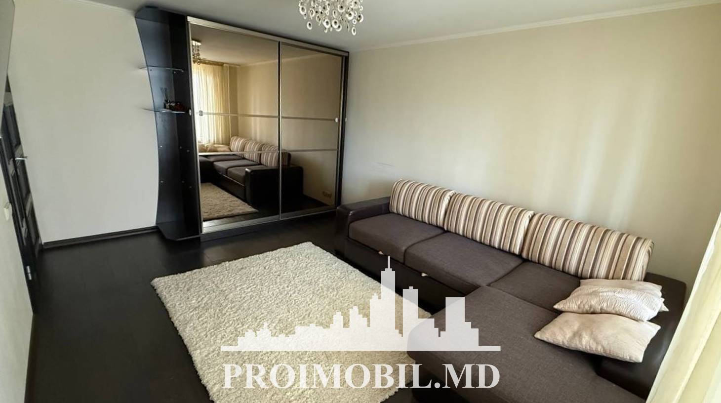 https://images.proimobil.md/BNnNh_ZfAkjaEMf4HE8tl75yy_Ln9ejWWi-6KS4hrG0/watermark:0.75:so:0:30:0.39/resize:fill:1460:816:1/gravity:ce/bG9jYWw6Ly8vZXN0YXRlL2xyL2EyNTM0NGVkLTBhOGQtNGZiMy04MTA3LTYwY2IzMDVhOGI0Yi5qcGVn