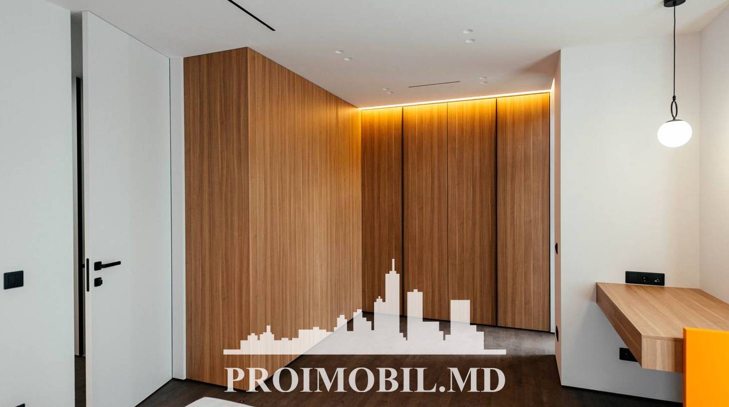 https://images.proimobil.md/BPX8fyQO8PlO4uC76ETi0mtN7wEaEKOmvphkXZbRYoo/watermark:0.75:so:0:30:0.39/resize:fill:1460:816:1/gravity:ce/bG9jYWw6Ly8vZXN0YXRlL2xyLzdjN2RlNWZmLWY1NjgtNDMzYi1hYzRlLTZmZDI0MDI1MzY5Ni5qcGVn