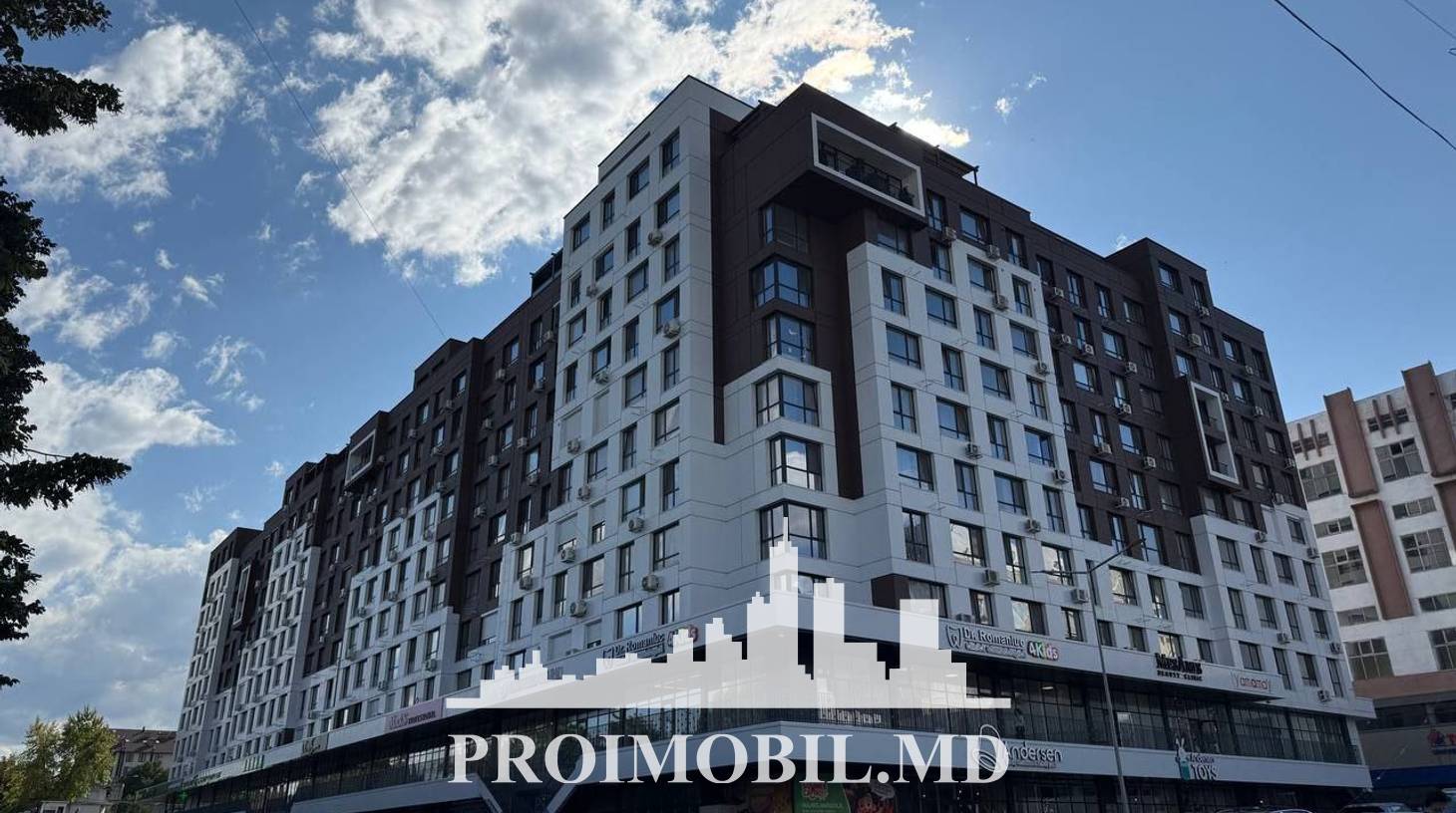 https://images.proimobil.md/BeeDxrpMja7HSrbsdVG3d4ek5V03kgPyH9_RWnXrOxU/watermark:0.75:so:0:30:0.39/resize:fill:1460:816:1/gravity:ce/bG9jYWw6Ly8vZXN0YXRlL2xyLzkyMGNhYjY3LWVkMTktNGYyNi1hNTMxLTFhMTQ4YWFjOTBjNy5qcGVn
