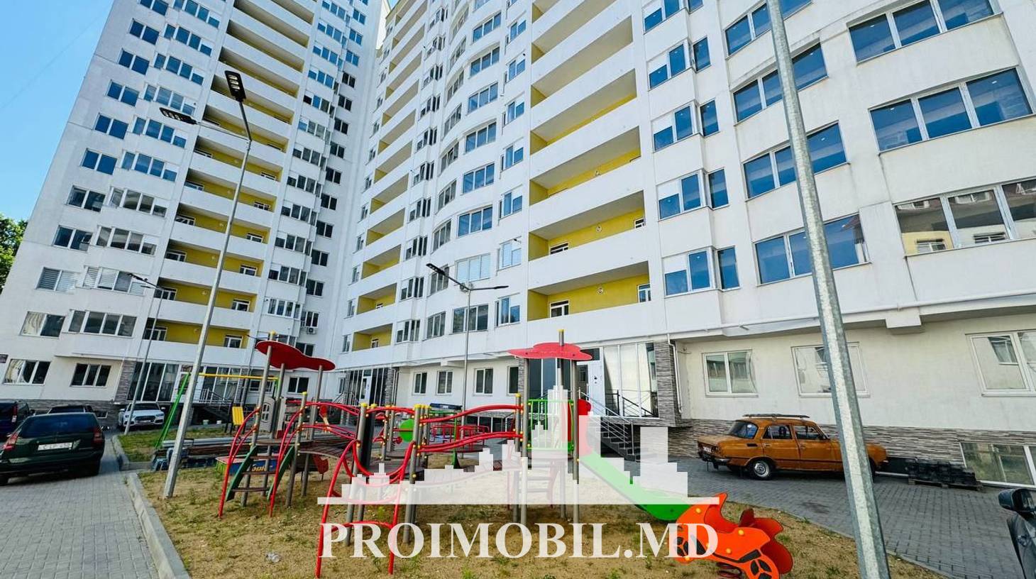 https://images.proimobil.md/Bf6nu0pzfOvri4j9yn_2lF0tWrywEzH5dax_s5_rP0Q/watermark:0.75:so:0:30:0.39/resize:fill:1460:816:1/gravity:ce/bG9jYWw6Ly8vZXN0YXRlL2xyL2M1NjI1ODVlLTUxMGUtNDUwOS05MzcwLWJjMjY5ZDc5NjMxZi5qcGVn