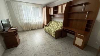 https://images.proimobil.md/Bhk6u_QLSVA6wHn1A6lDVG1OQMa8PAYCJDoppSD8epI/resize:fill:350:198:1/gravity:ce/bG9jYWw6Ly8vZXN0YXRlL2xyLzJiMGFiYjAyLWQxYzMtNGM5Ni05MGU3LTU5MjQzNDljNjUzNy5qcGVn