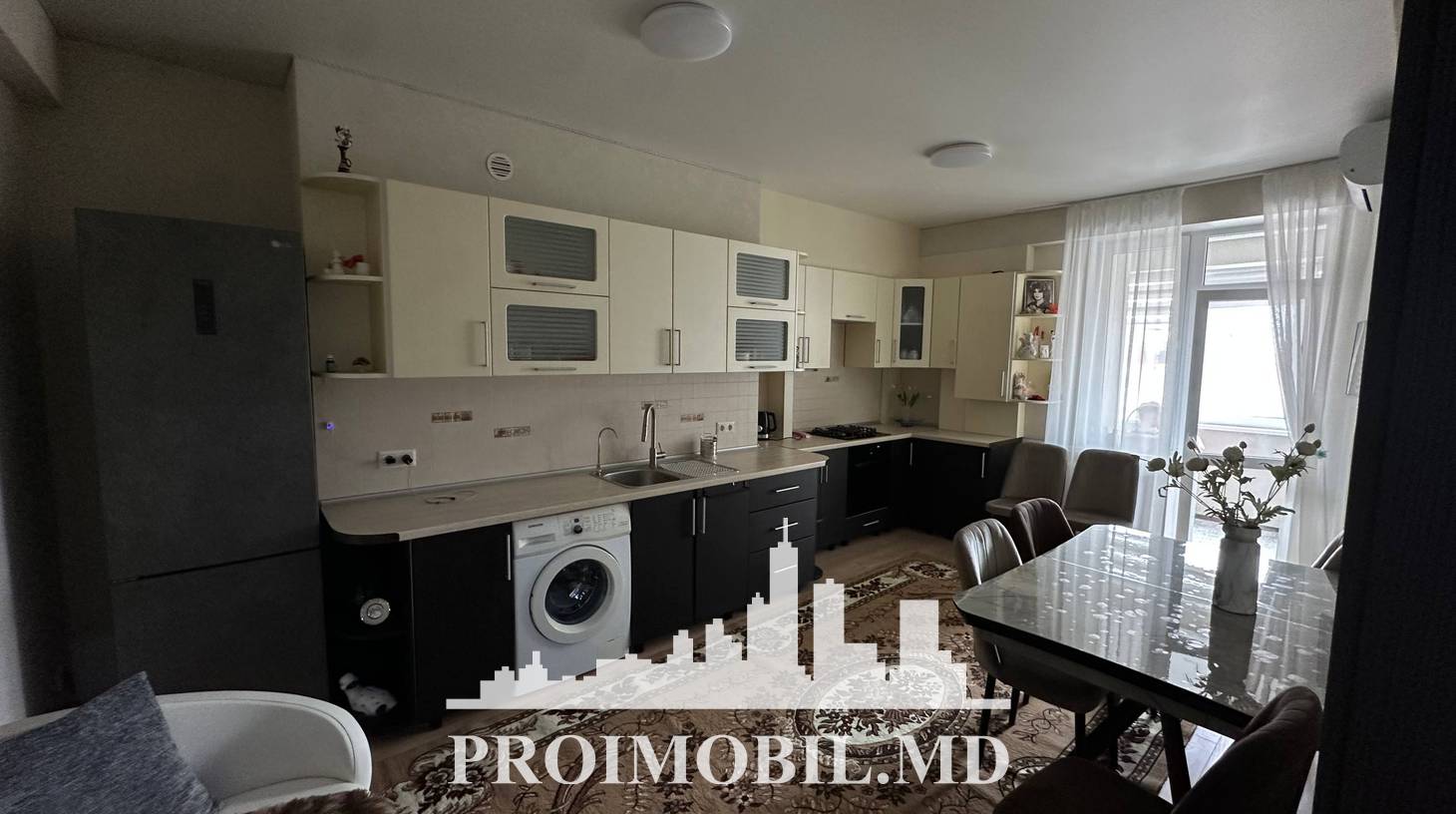 https://images.proimobil.md/BiWOd9URUHpkmSeEsJhl16jtyxQAEcNvyHkUJ54O42Y/watermark:0.75:so:0:30:0.39/resize:fill:1460:816:1/gravity:ce/bG9jYWw6Ly8vZXN0YXRlL2xyL2I3MDhjMTdjLWEzNjUtNGM2MS04MjM2LWU0OTU4NmViMTZlMy5qcGVn
