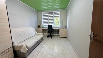 https://images.proimobil.md/BjG2WITeoo5m67yeTjx2nxn1mFm3gsPd-gWNDbpvPKE/resize:fill:350:198:1/gravity:ce/bG9jYWw6Ly8vZXN0YXRlL2xyL2EzYzVjOTdlLTNhNDAtNGI5OS04NWYzLTc0NzNjY2UzNzQwZi5qcGVn
